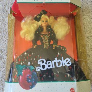 Happy Holidays Barbie 1995 Special Addition
